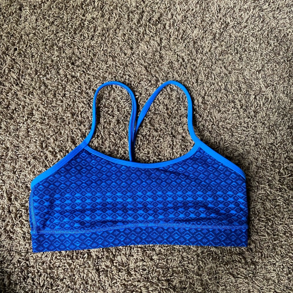 Lululemon sports bra